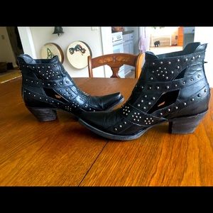 Lane Cowboy Boots Fancy Women’s Bootie